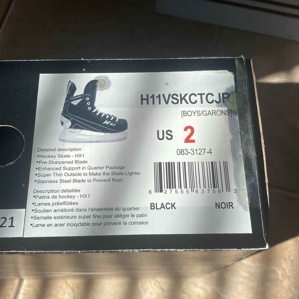 Brand New - Ice Skate Boys size 2